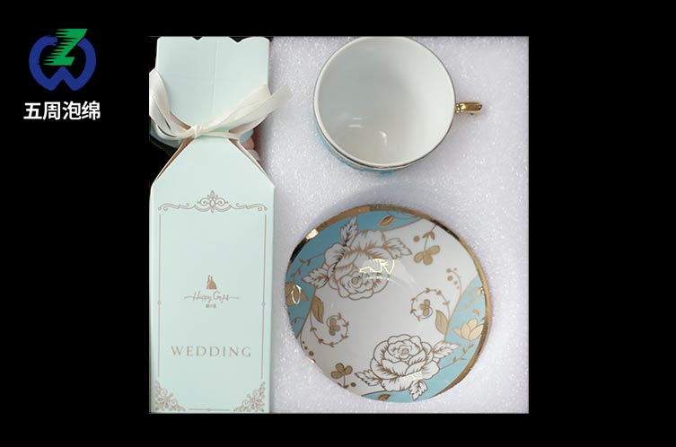 屬于禮品內襯的“金九銀十”