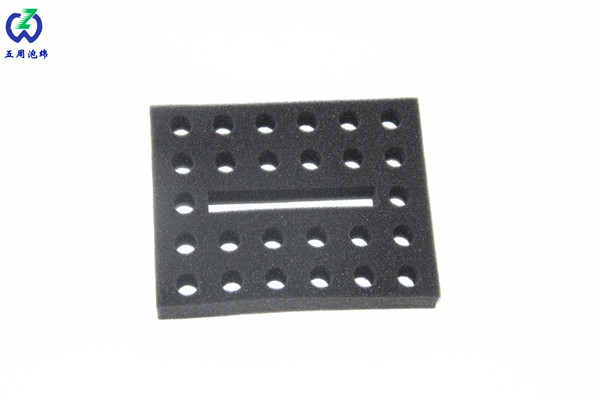 復(fù)合海綿在汽車(chē)坐墊上的密度是多少？