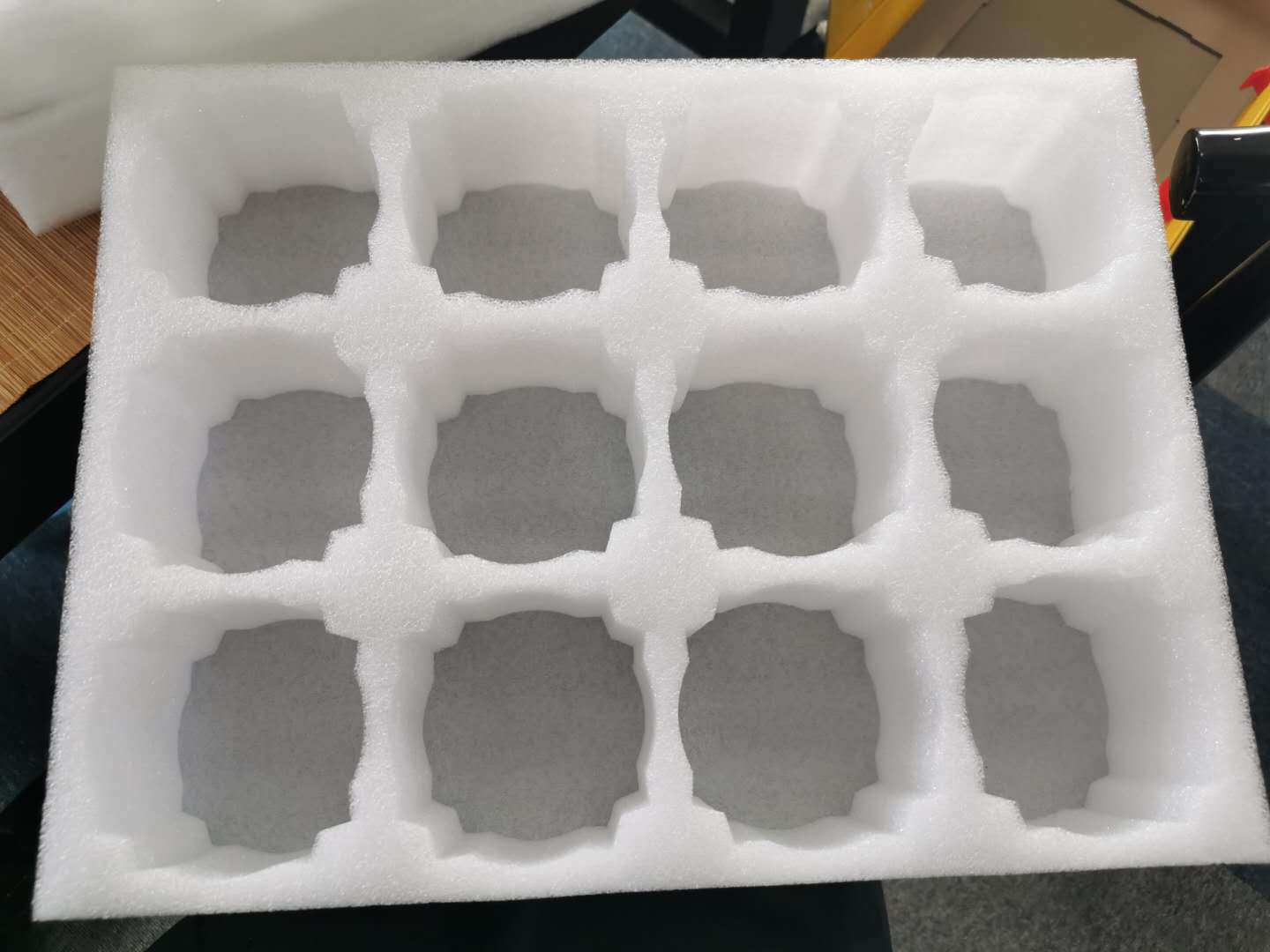 黃桃托只有防震的作用嗎？