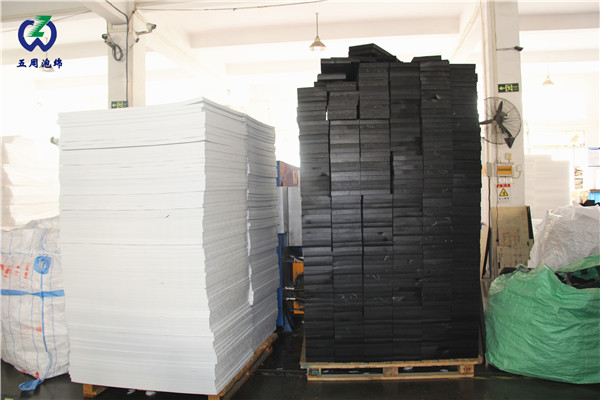 五周泡綿|產(chǎn)品打樣反復(fù)測量，只為客戶放心