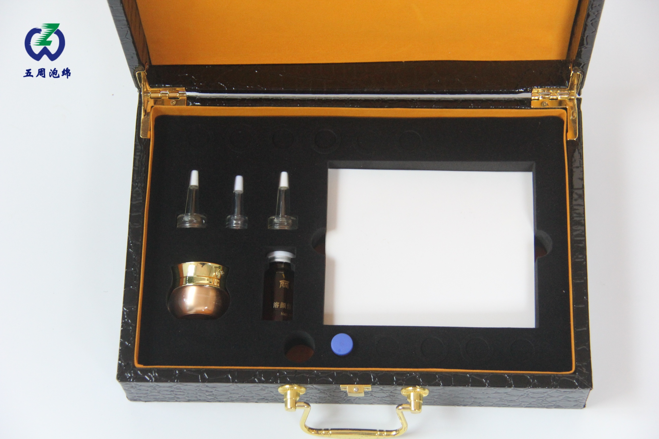 從手機到精密儀器！深度解析EVA泡棉內(nèi)襯的萬能定制密碼