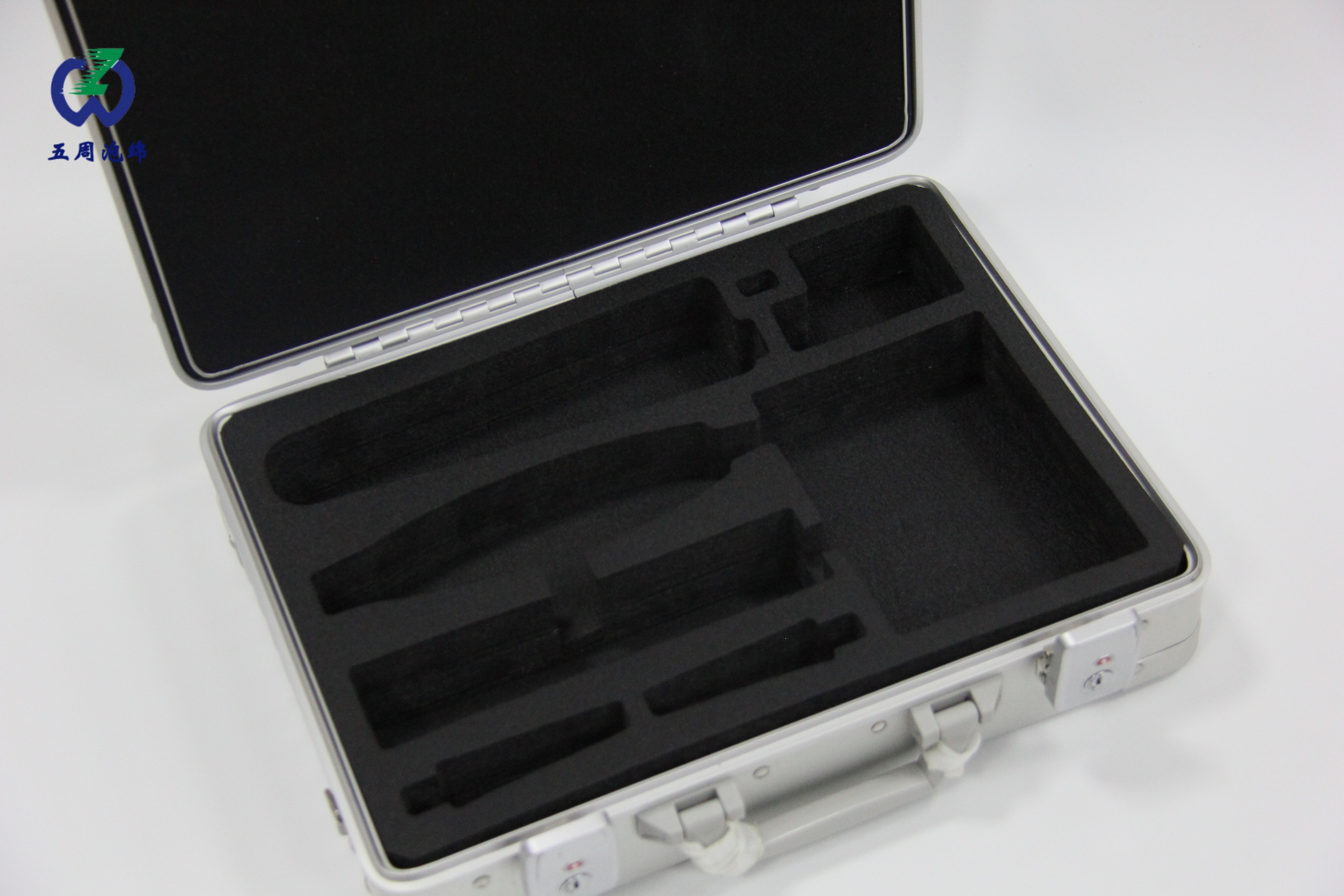 別再浪費(fèi)錢(qián)！這3種行業(yè)用PU海綿內(nèi)襯，每年省下6位數(shù)成本！