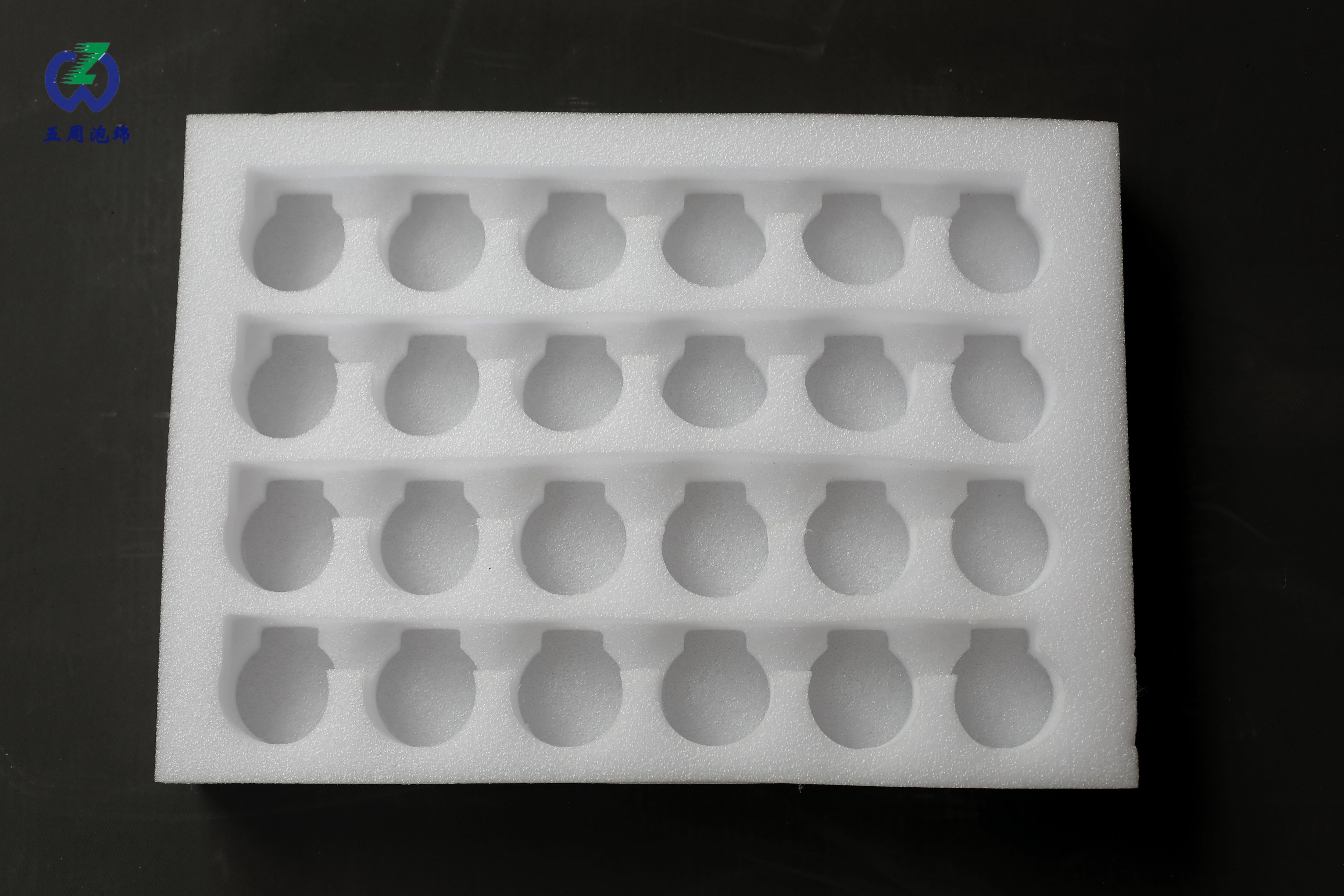 為何EPE珍珠棉內(nèi)襯成為包裝材料的首選？關(guān)鍵優(yōu)勢解析